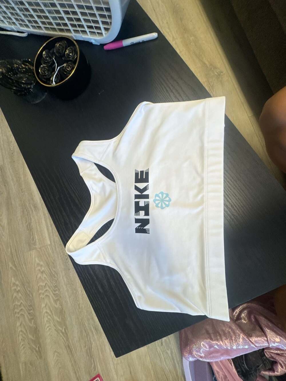Nike Sports Bra Size 2X White Icon Clash